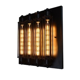 Vegglampe Vegglampe I Jern Vegglampe I 4-I-En-Stil