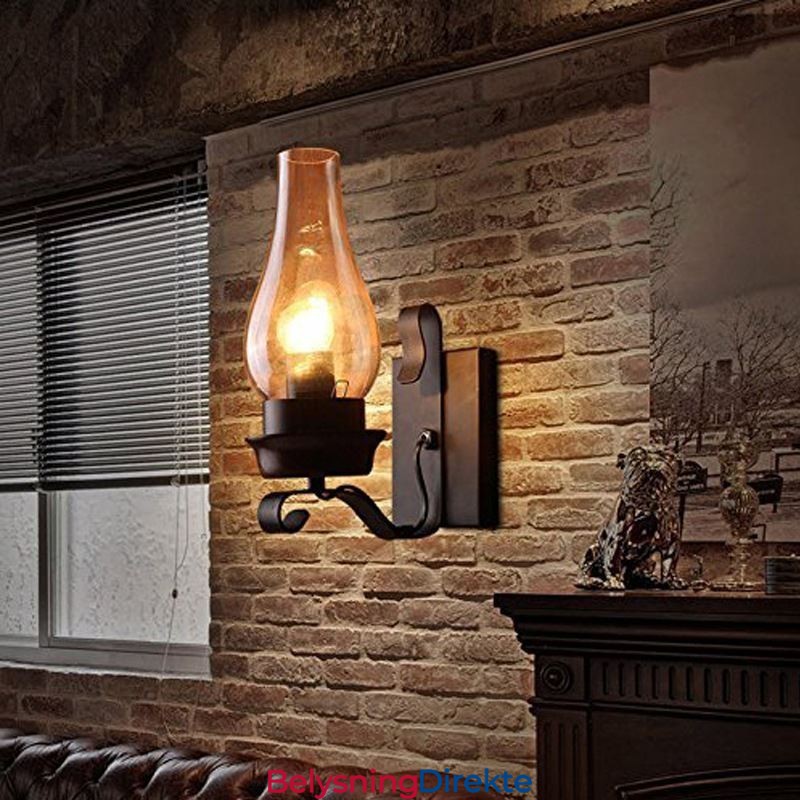 Vintage Smijernsvegglampe Med Én Lyspære