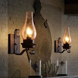 Vintage Smijernsvegglampe Med Én Lyspære