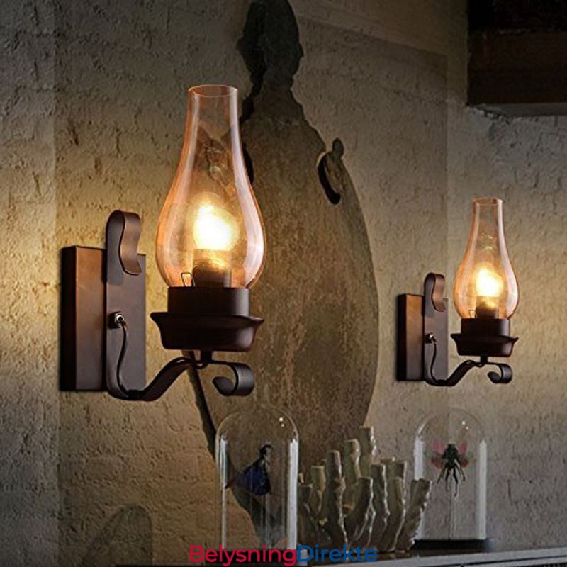 Vintage Smijernsvegglampe Med Én Lyspære