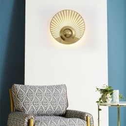 Nordisk Messingvegglampe, Hul, Rund Form, Vegglampe