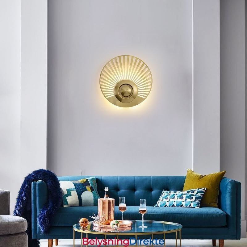 Nordisk Messingvegglampe, Hul, Rund Form, Vegglampe
