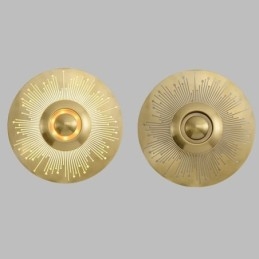 Nordisk Messingvegglampe, Hul, Rund Form, Vegglampe