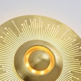Nordisk Messingvegglampe, Hul, Rund Form, Vegglampe