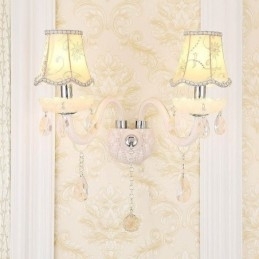 Klassisk Europeisk Stil Krystallvegglampe I Elegant Stil