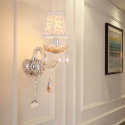 Elegant Krystallvegglampe I Europeisk Stil I Midtgangen