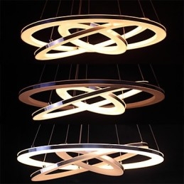 Moderne Pendellampe Med 3 Ringer I Akryl