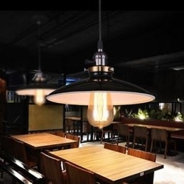 Amerikansk Industriell Loftslampe I Loftsstil