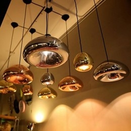 Moderne, Samtidskunstnerisk Maleri, Metallpendellampe