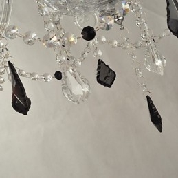 Elegant Krystalllysekrone Med 8 Lys